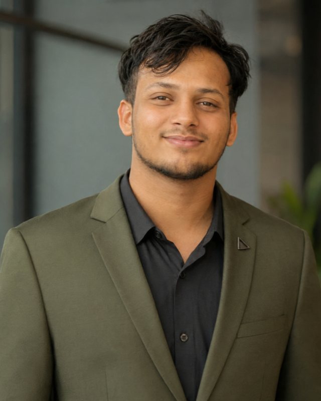 Akshat Tak